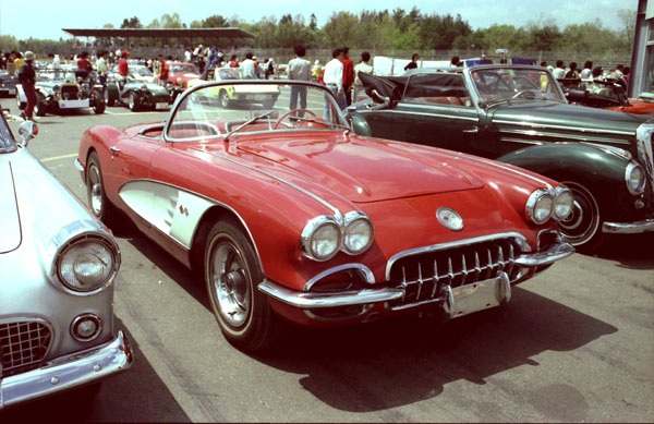 58-01a (80-08-23) 1958 Chevrolet Corvette.jpg